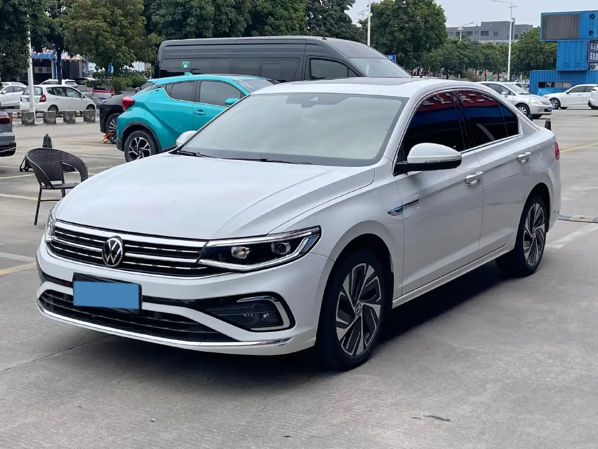 2023 Volkswagen Bora 1.4T 150HP L4 7DCT