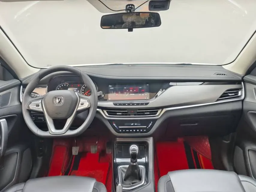 2022 ChangAn Eado 1.6L 128HP L4 5MT,autocango,china used car exporter,china ev exporter,chinese used car exporter,chinese used ev exporter