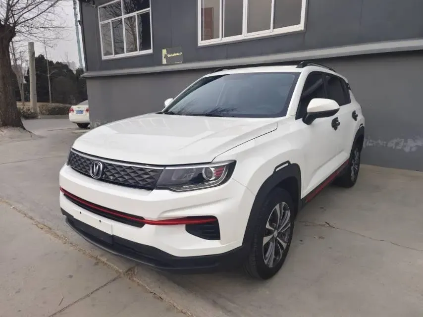 2022 ChangAn Eado 1.6L 128HP L4 5MT,autocango,china used car exporter,china ev exporter,chinese used car exporter,chinese used ev exporter