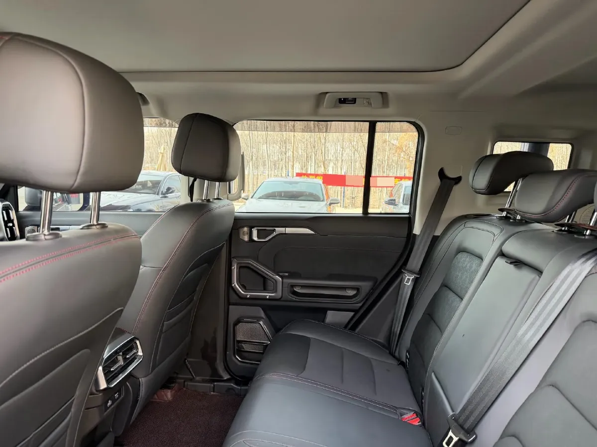 2023 Jetour Traveller 2.0T 254HP L4 7DCT,autocango,china used car exporter,china ev exporter,chinese used car exporter,chinese used ev exporter