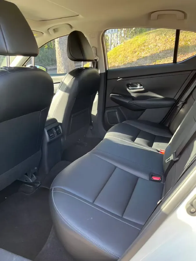 2021 Nissan Sylphy 1.6L 135HP L4 CVT,autocango,china used car exporter,china ev exporter,chinese used car exporter,chinese used ev exporter