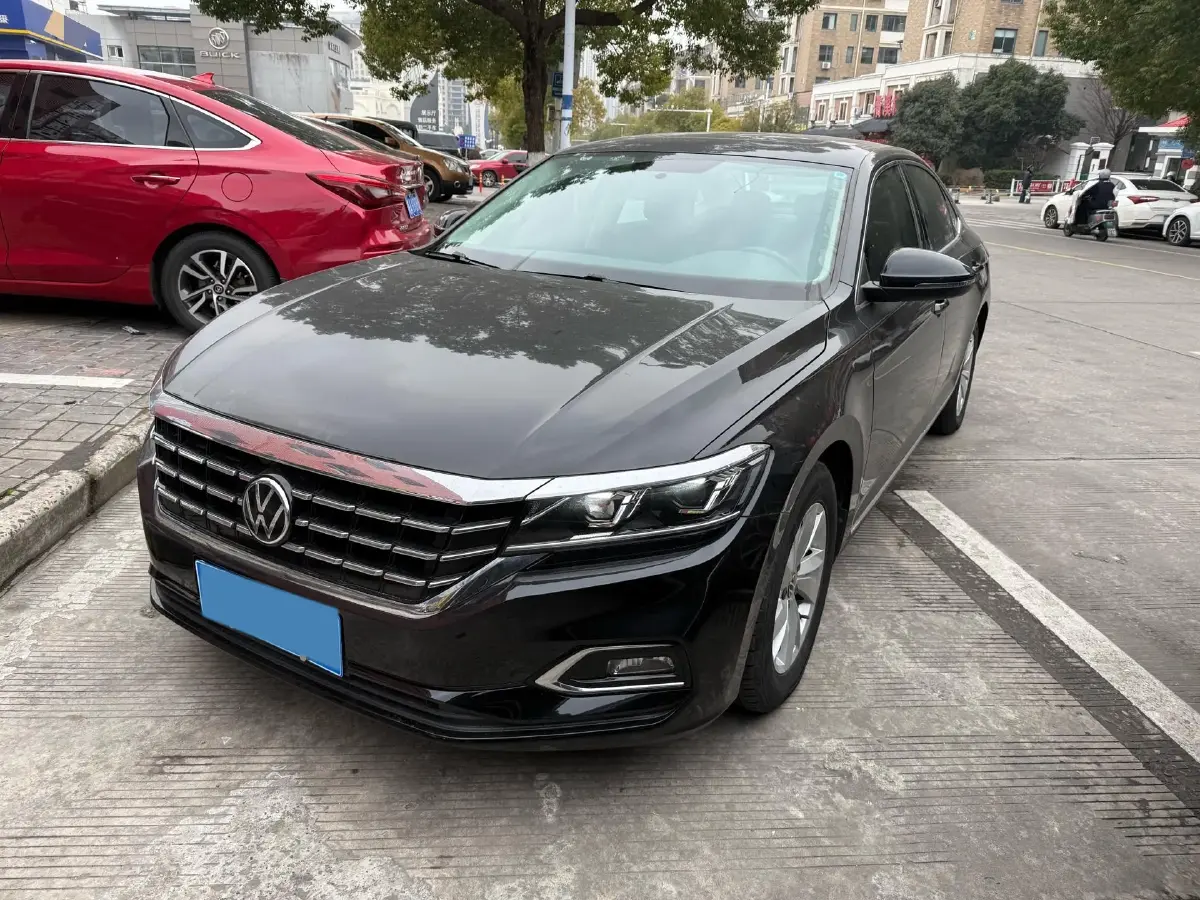 2021 Volkswagen Passat 1.4T 150HP L4 7DCT
