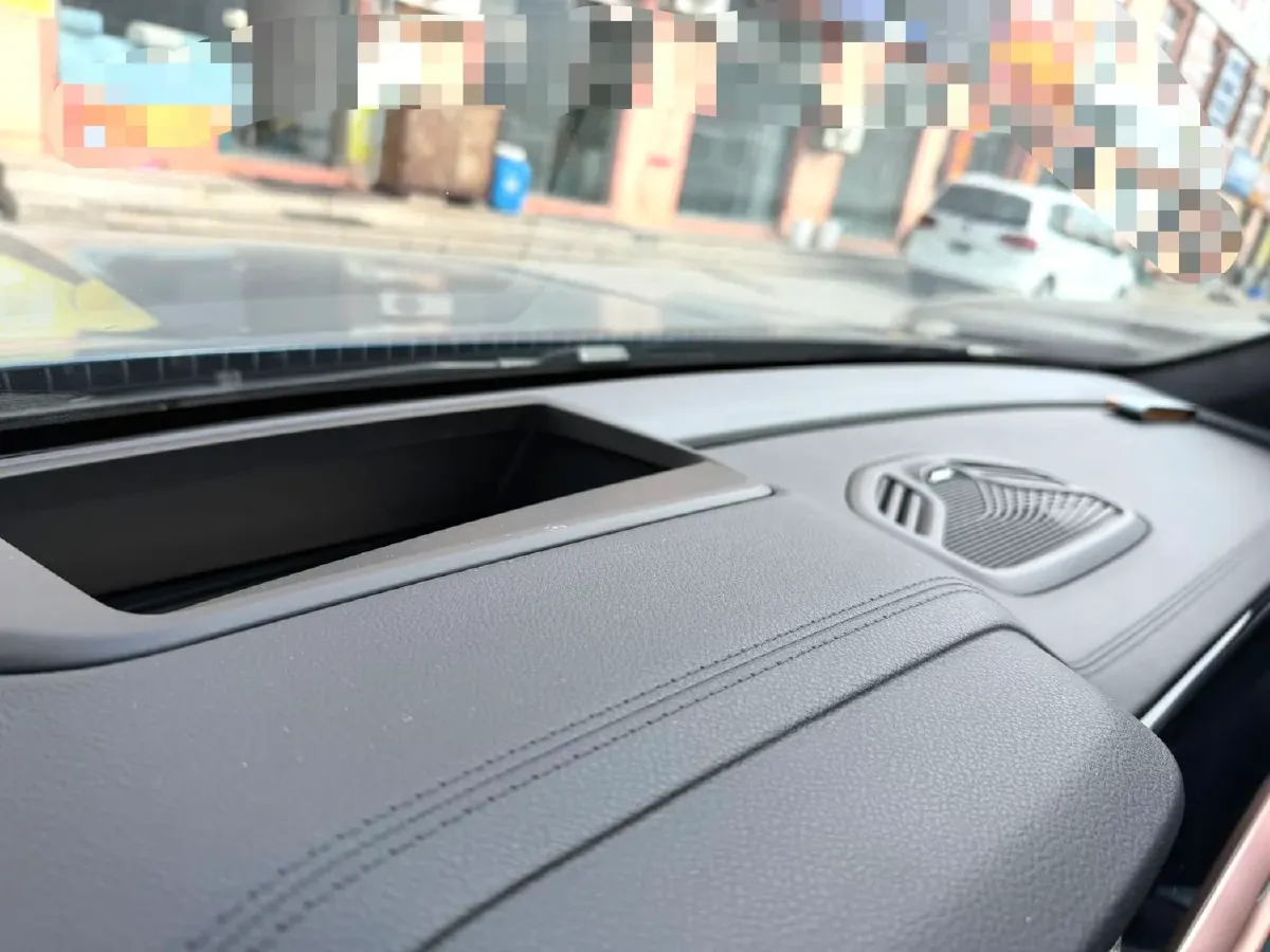 2021 Geely Monjaro 2.0T 218HP L4 7DCT,autocango,china used car exporter,china ev exporter,chinese used car exporter,chinese used ev exporter