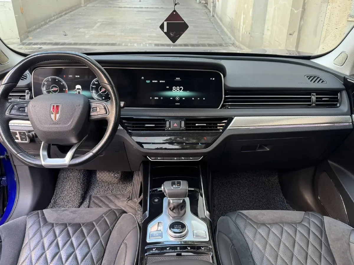 2019 HongQi HS5 2.0T 224HP L4 6AT,autocango,china used car exporter,china ev exporter,chinese used car exporter,chinese used ev exporter