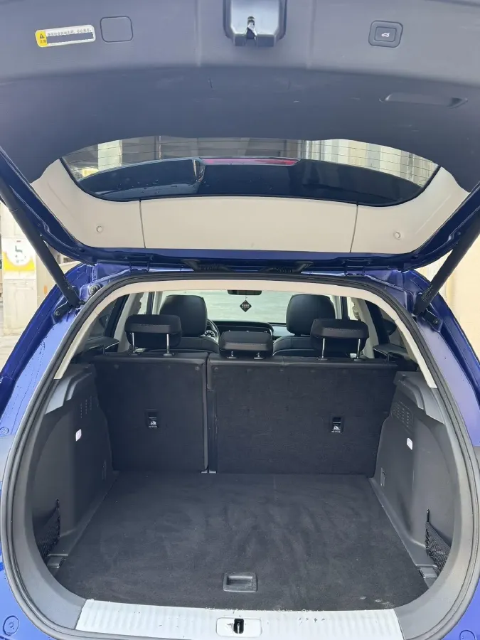 2019 HongQi HS5 2.0T 224HP L4 6AT,autocango,china used car exporter,china ev exporter,chinese used car exporter,chinese used ev exporter