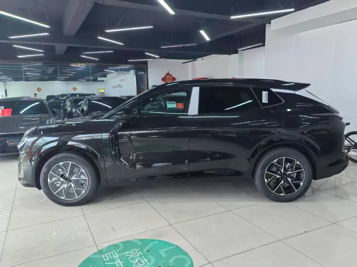 2026 LYNK&CO 08 EM-P 1.5T 163HP L4 3DHT PHEV,autocango,china used car exporter,china ev exporter,chinese used car exporter,chinese used ev exporter