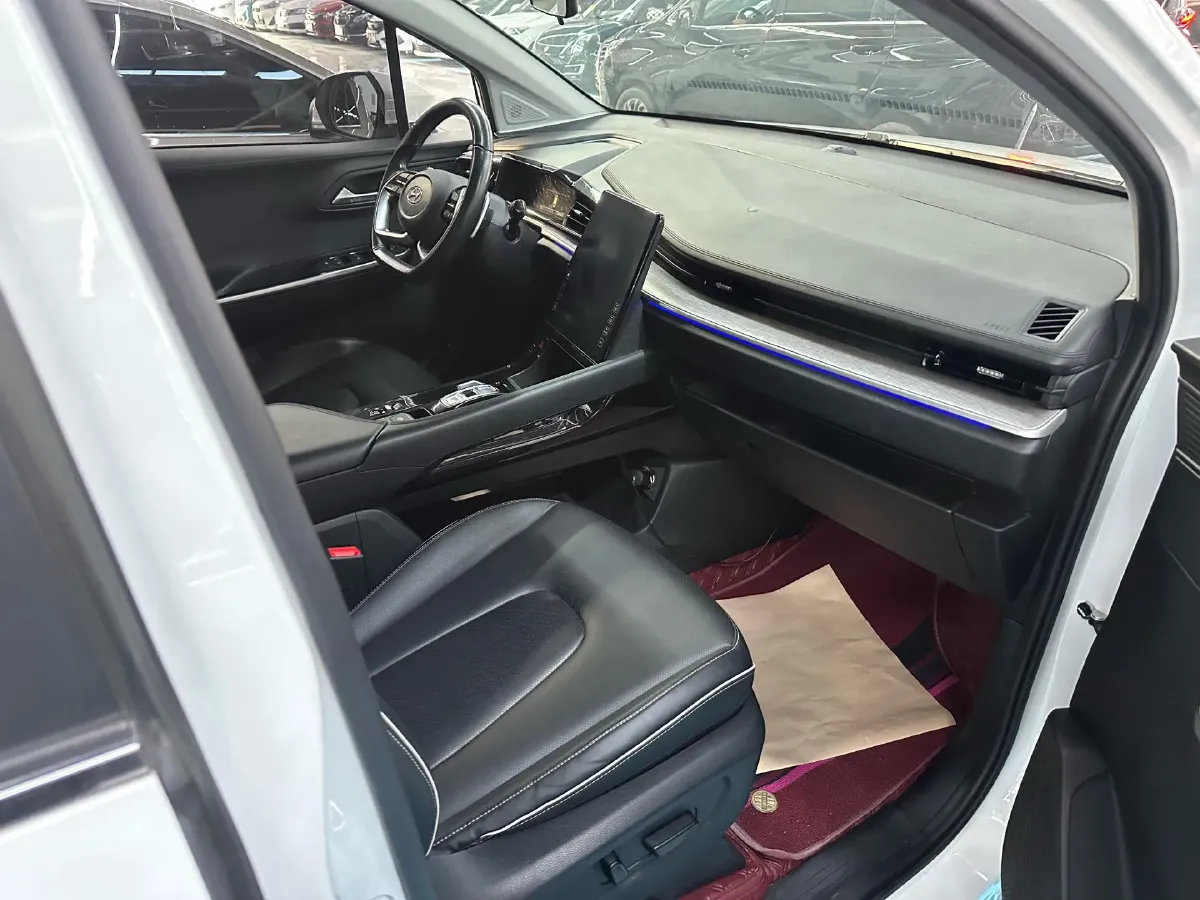 2021 Hyundai Custo 2.0T 236HP L4 8AT,autocango,china used car exporter,china ev exporter,chinese used car exporter,chinese used ev exporter