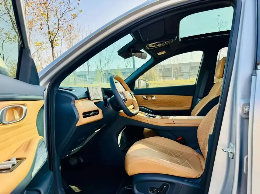 2025 BYD Sea Lion 05 DM-i 1.5L 101HP L4 E-CVT PHEV 18.3KWH,autocango,china used car exporter,china ev exporter,chinese used car exporter,chinese used ev exporter