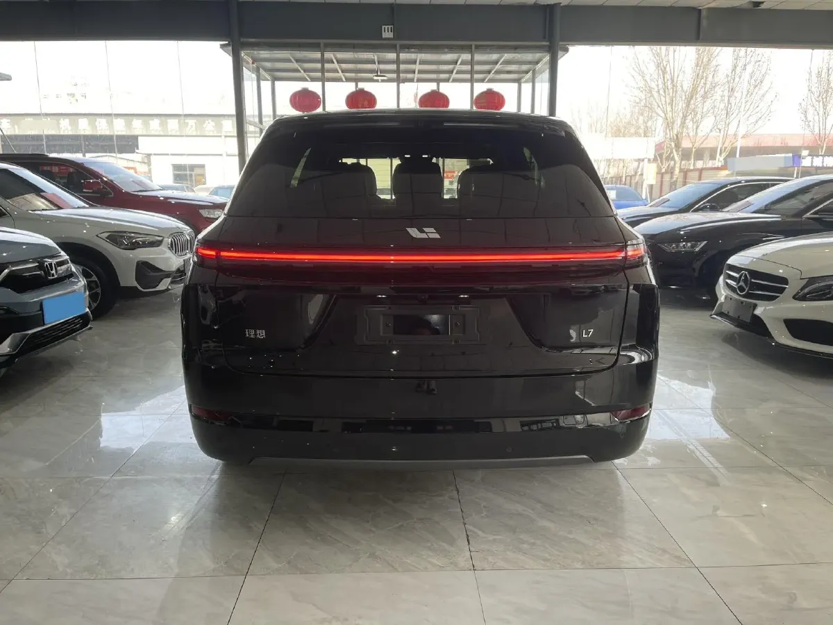 2025 Li L7 Range Extended 154HP REEV,autocango,china used car exporter,china ev exporter,chinese used car exporter,chinese used ev exporter