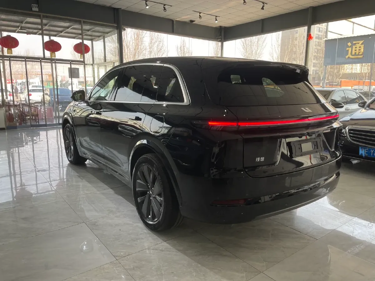 2025 Li L7 Range Extended 154HP REEV,autocango,china used car exporter,china ev exporter,chinese used car exporter,chinese used ev exporter