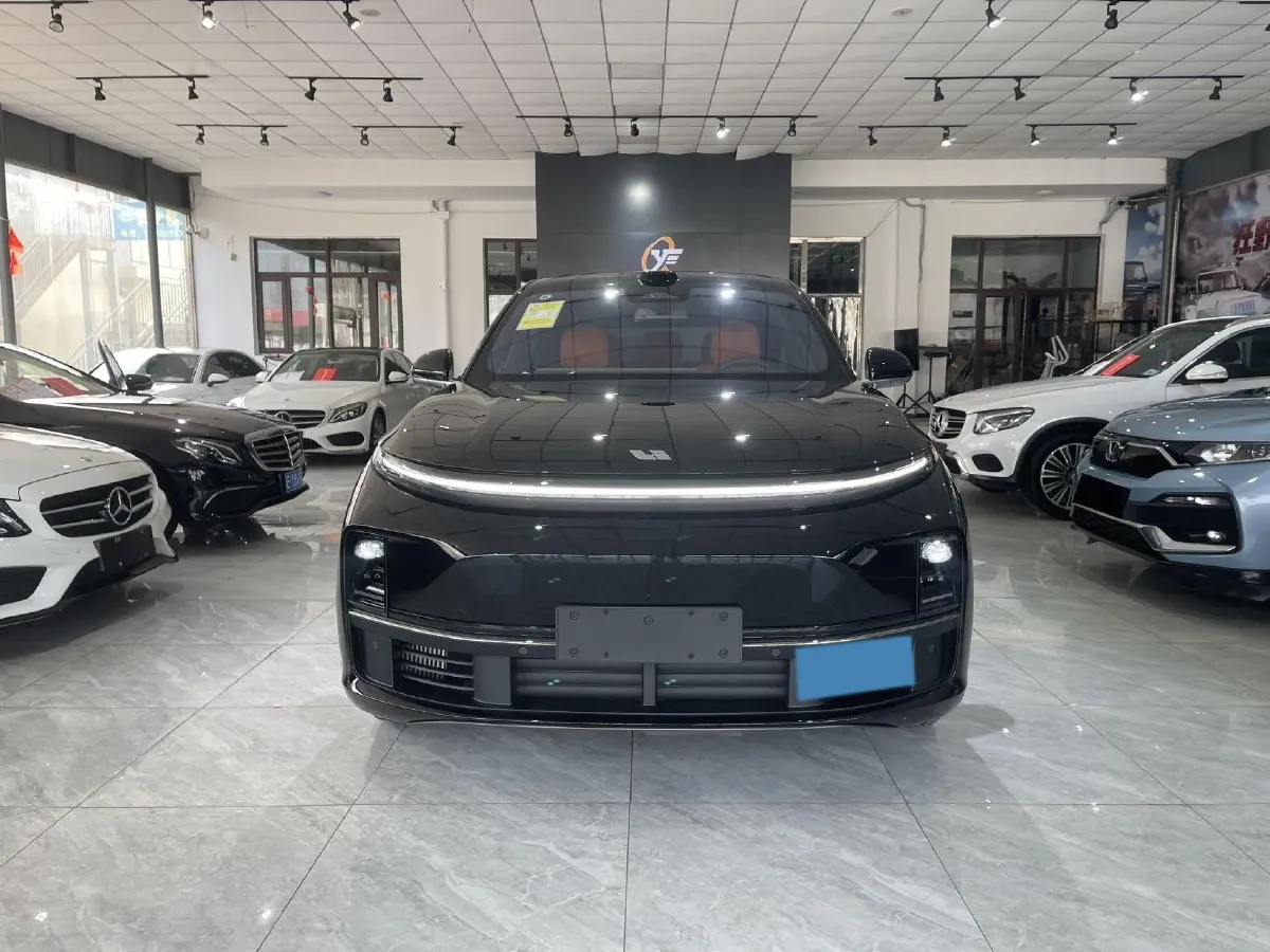 2025 Li L7 Range Extended 154HP REEV,autocango,china used car exporter,china ev exporter,chinese used car exporter,chinese used ev exporter