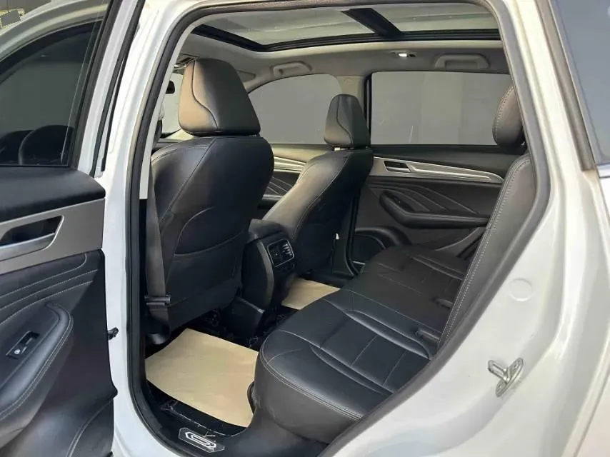 2020 Haval F7 2.0T 224HP L4 7DCT,autocango,china used car exporter,china ev exporter,chinese used car exporter,chinese used ev exporter
