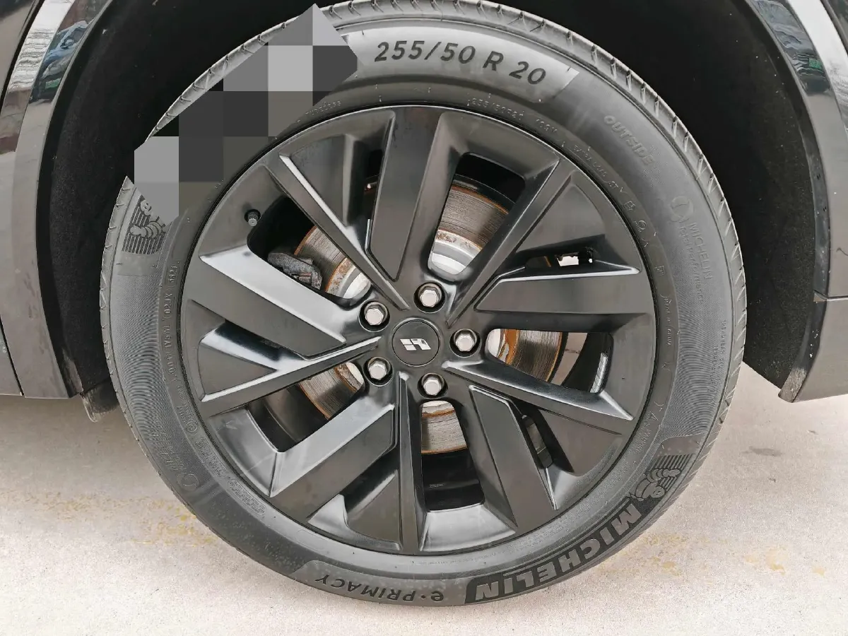 2023 Li L8 Range Extended 154HP REEV 40.9KWH,autocango,china used car exporter,china ev exporter,chinese used car exporter,chinese used ev exporter