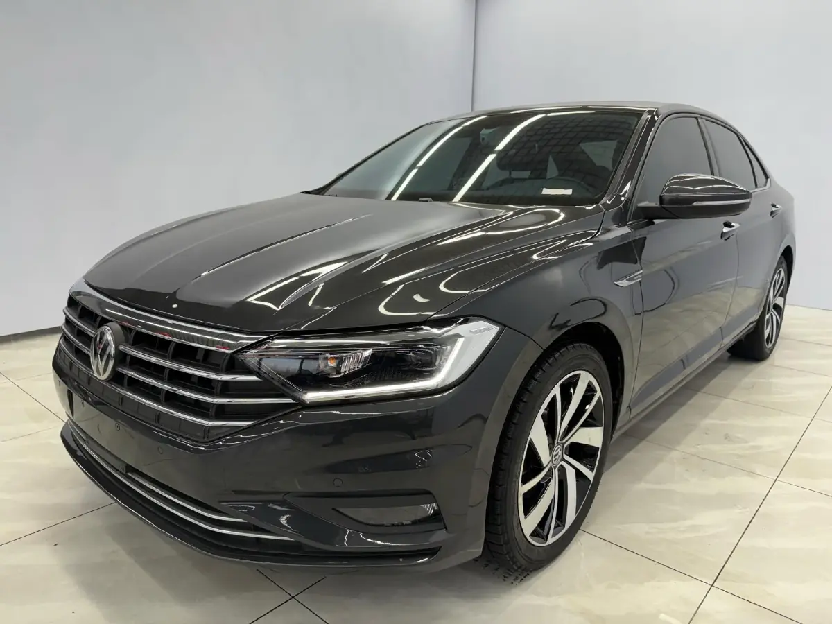 2022 Volkswagen Sagitar 1.4T 150HP L4 7DCT
