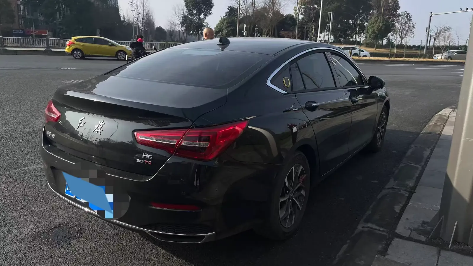 2022 HongQi H5 1.5T 169HP L4 7DCT,autocango,china used car exporter,china ev exporter,chinese used car exporter,chinese used ev exporter
