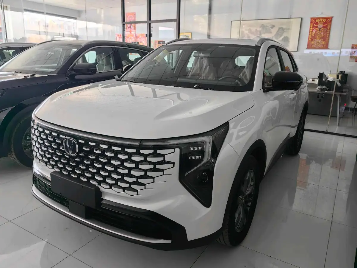 2026 ChangAn CS55 Plus 1.5T 192HP L4 7DCT