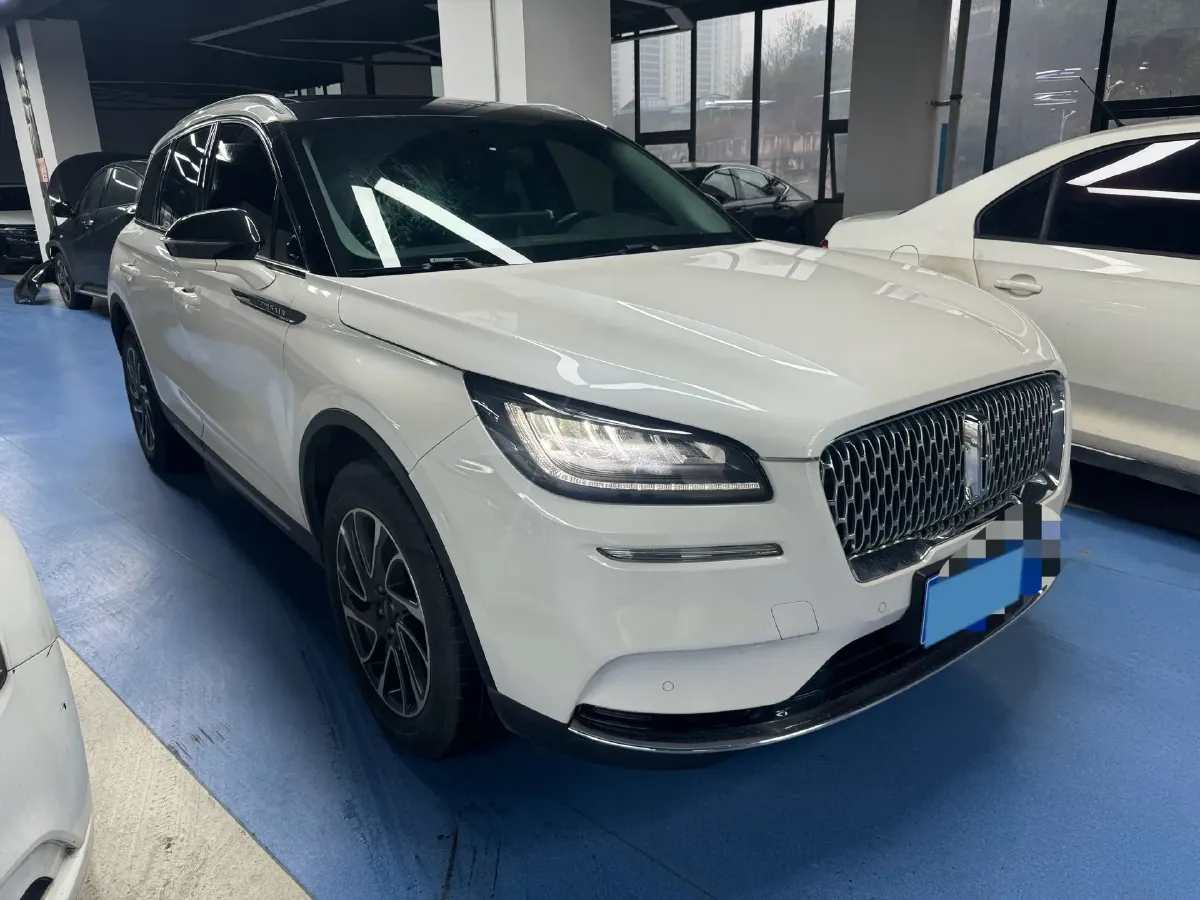 2021 Lincoln Corsair 2.0T 245HP L4 8AT,autocango,china used car exporter,china ev exporter,chinese used car exporter,chinese used ev exporter