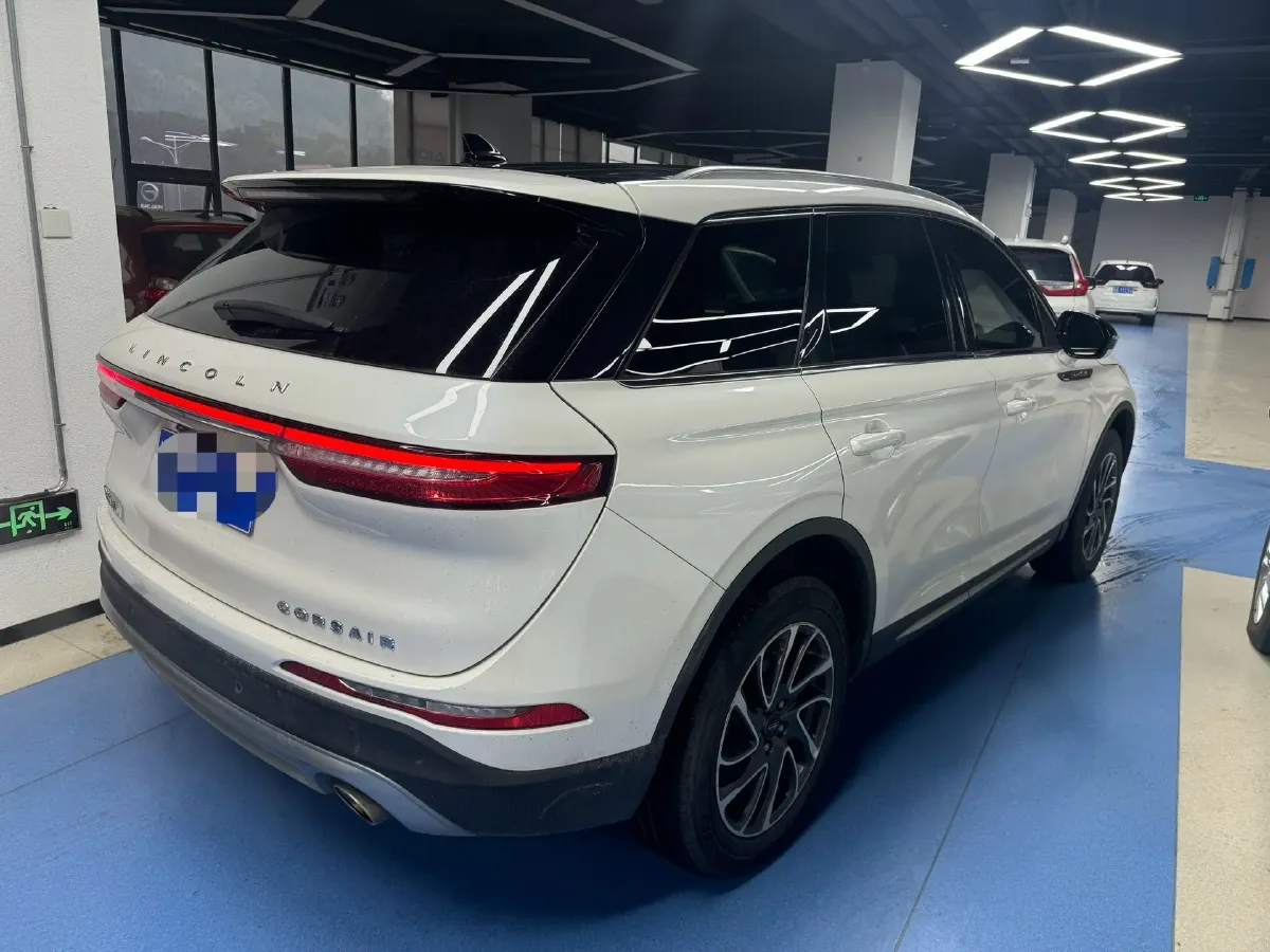 2021 Lincoln Corsair 2.0T 245HP L4 8AT,autocango,china used car exporter,china ev exporter,chinese used car exporter,chinese used ev exporter