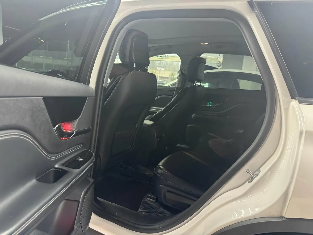 2021 Lincoln Corsair 2.0T 245HP L4 8AT,autocango,china used car exporter,china ev exporter,chinese used car exporter,chinese used ev exporter