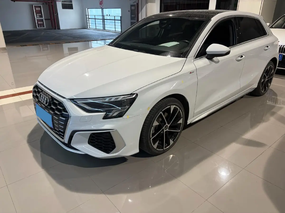 2022 Audi A3 1.4T 150HP L4 7DCT
