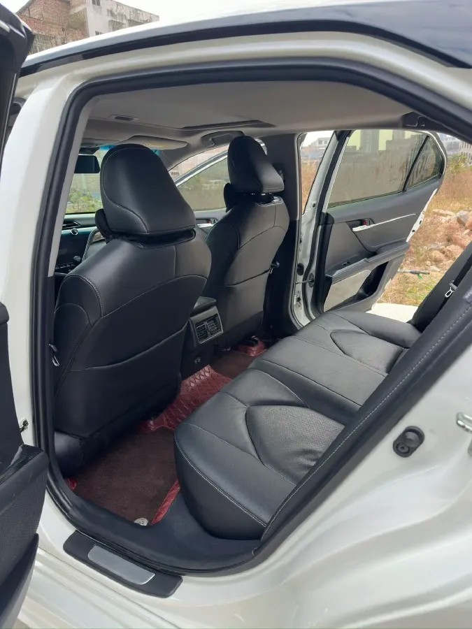 2019 Toyota Camry 2.5L 209HP L4 8AT,autocango,china used car exporter,china ev exporter,chinese used car exporter,chinese used ev exporter