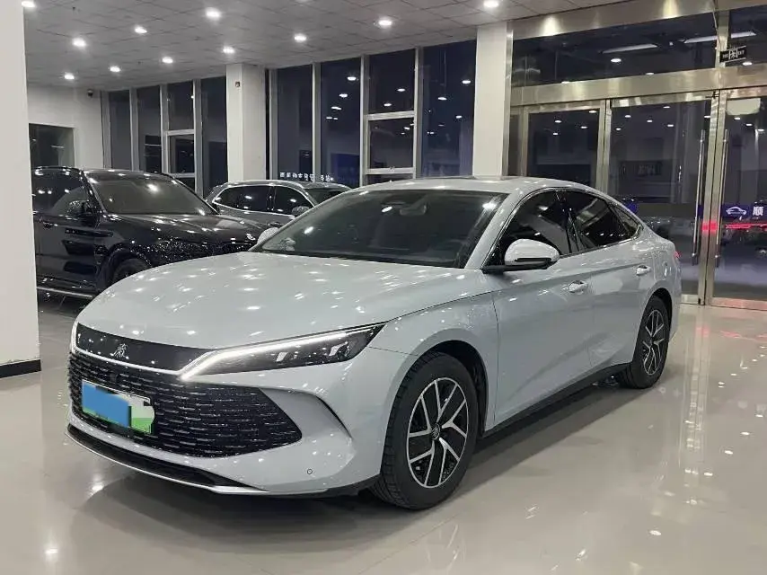 2025 BYD QinL 1.5L 101HP L4 E-CVT PHEV 15.87KWH