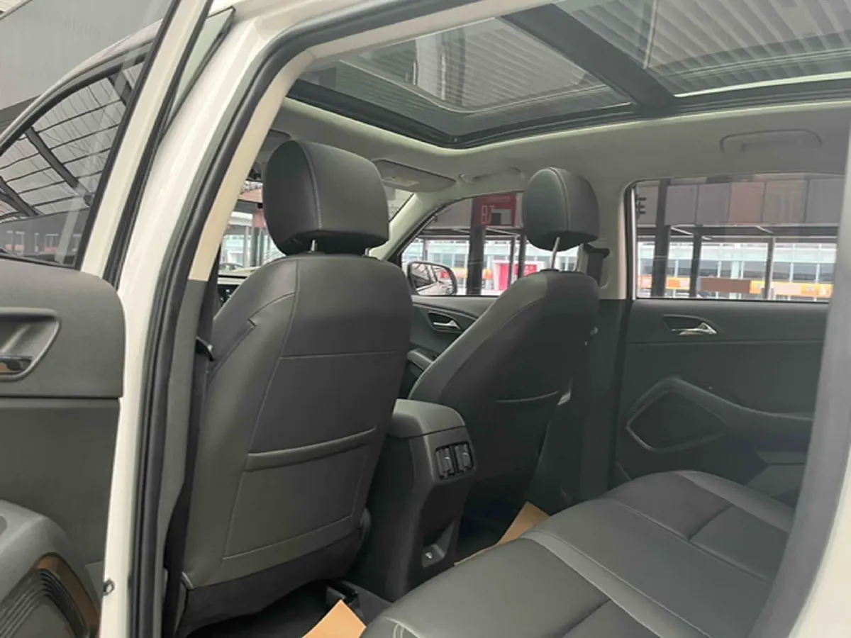 2021 Hyundai ix35 1.4T 140HP L4 7DCT,autocango,china used car exporter,china ev exporter,chinese used car exporter,chinese used ev exporter