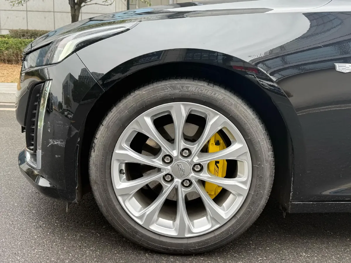 2023 Cadillac CT5 2.0T 237HP L4 10AT,autocango,china used car exporter,china ev exporter,chinese used car exporter,chinese used ev exporter