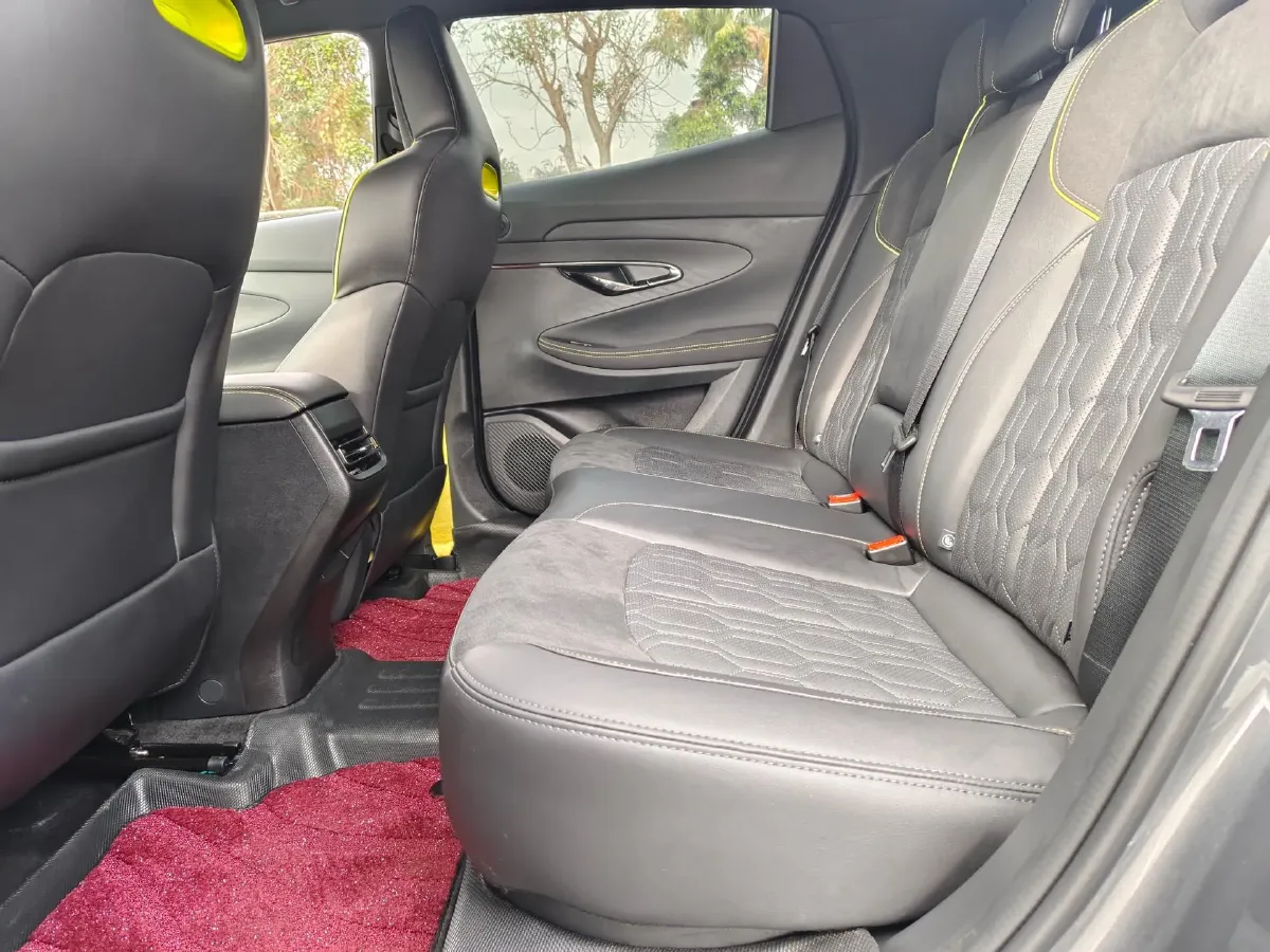 2020 ChangAn UNI-T 1.5T 180HP L4 7DCT,autocango,china used car exporter,china ev exporter,chinese used car exporter,chinese used ev exporter