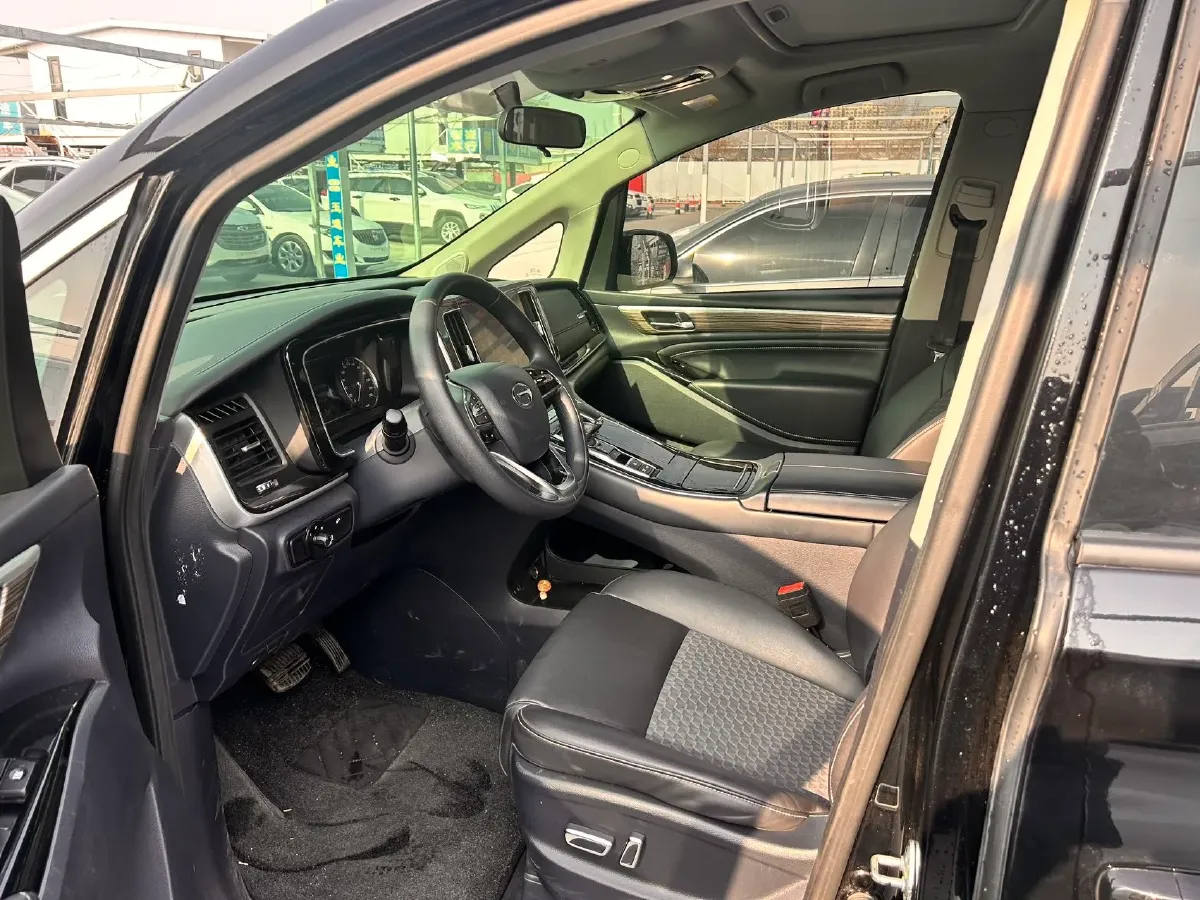 2023 GAC Trumpchi M8 2.0T 252HP L4 8AT,autocango,china used car exporter,china ev exporter,chinese used car exporter,chinese used ev exporter