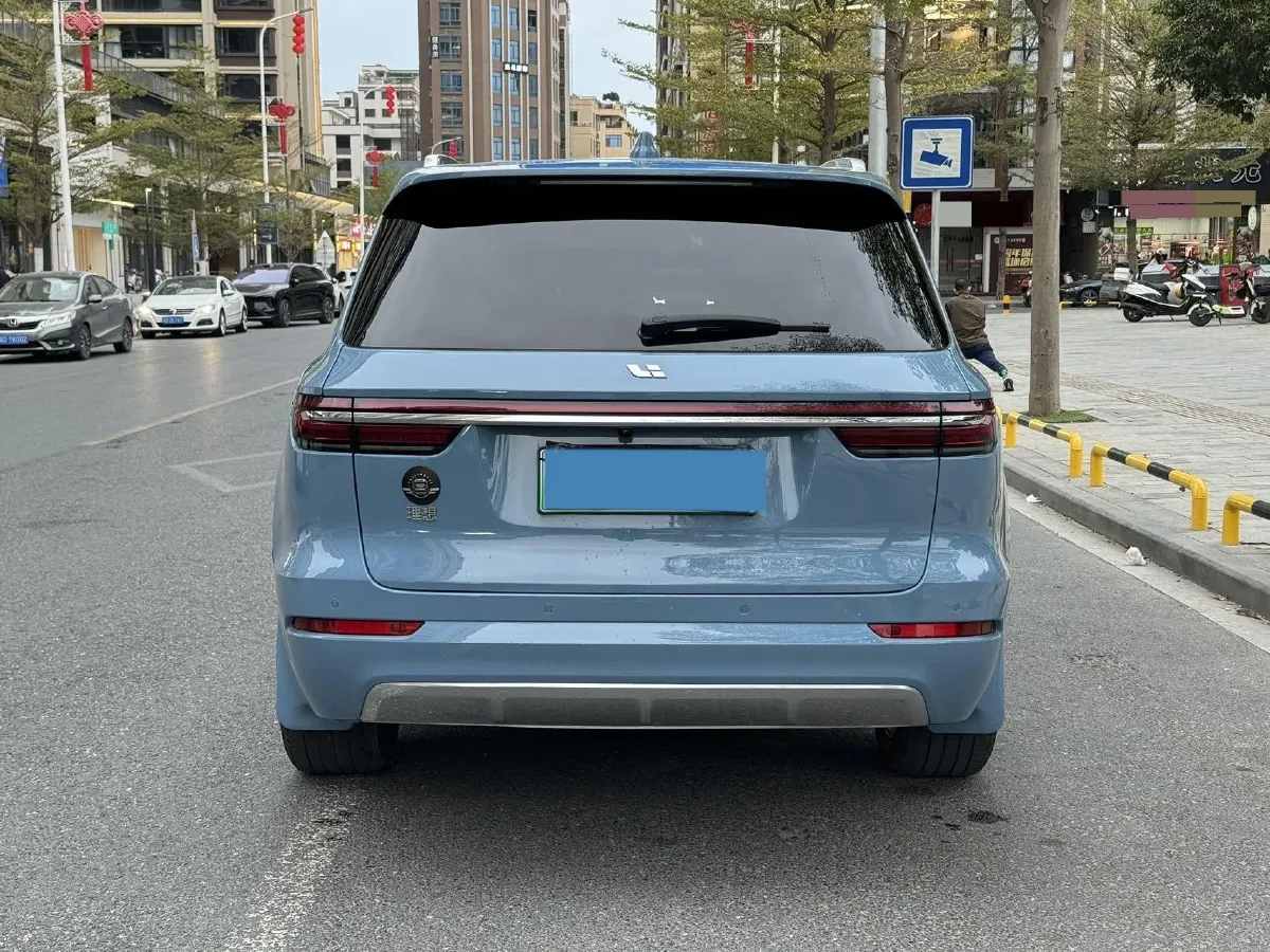 2021 Li ONE Range Extended 131HP REEV 40.5KWH,autocango,china used car exporter,china ev exporter,chinese used car exporter,chinese used ev exporter