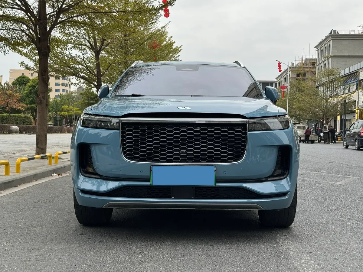 2021 Li ONE Range Extended 131HP REEV 40.5KWH,autocango,china used car exporter,china ev exporter,chinese used car exporter,chinese used ev exporter