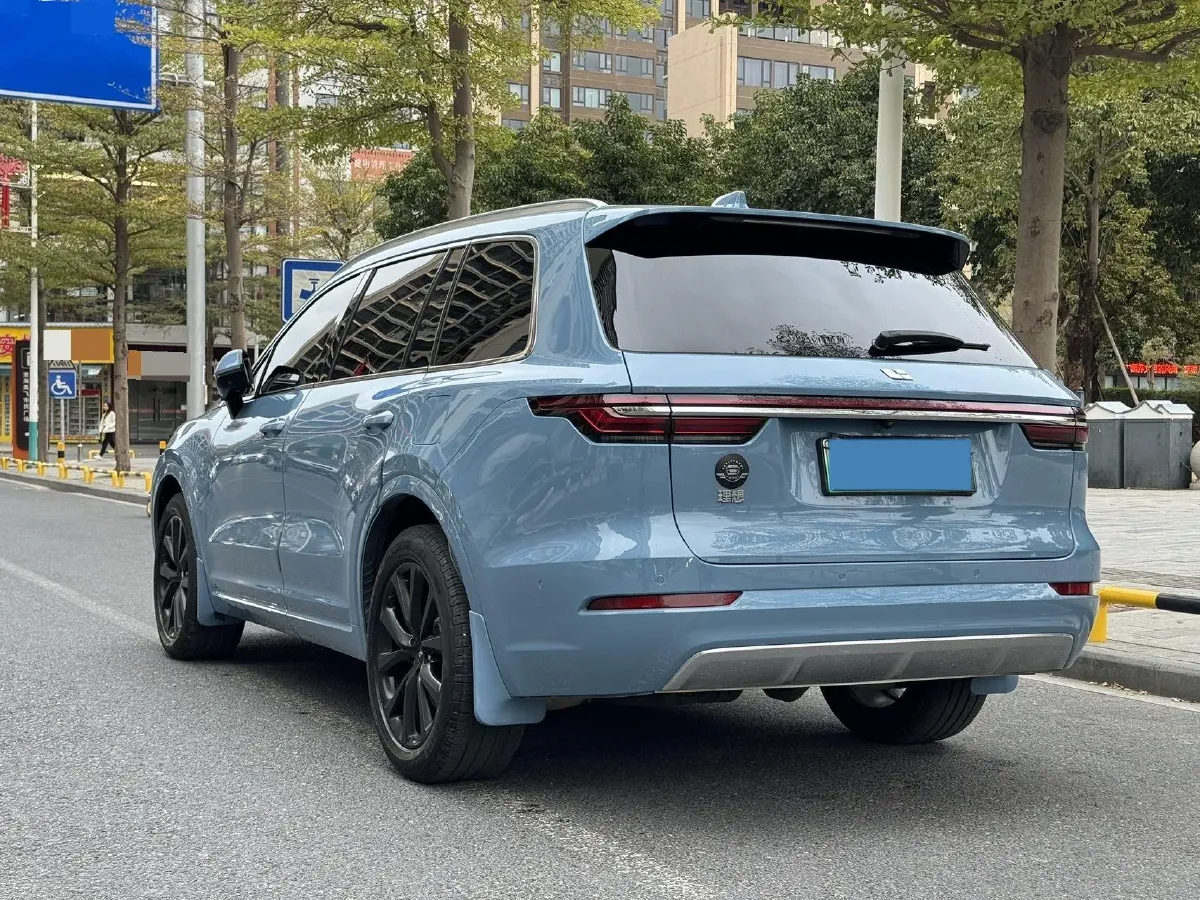 2021 Li ONE Range Extended 131HP REEV 40.5KWH,autocango,china used car exporter,china ev exporter,chinese used car exporter,chinese used ev exporter