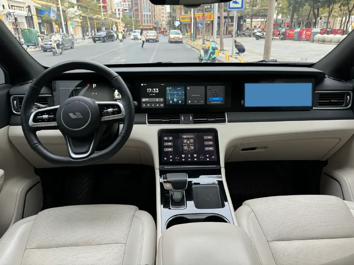 2021 Li ONE Range Extended 131HP REEV 40.5KWH,autocango,china used car exporter,china ev exporter,chinese used car exporter,chinese used ev exporter