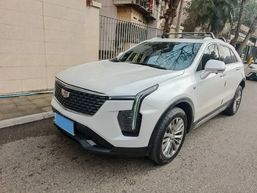 2024 Cadillac XT4 2.0T 237HP L4 9AT