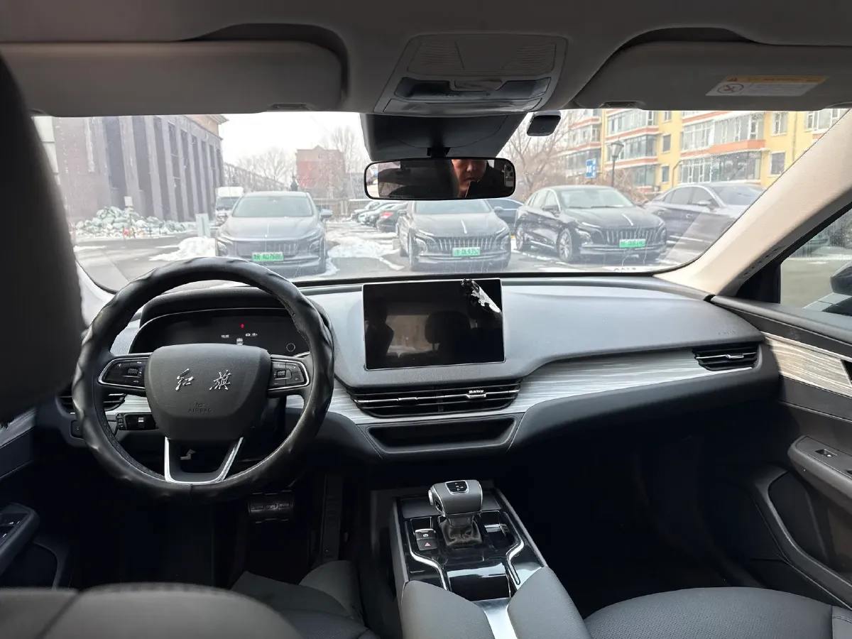 2024 HongQi E-QM5 BEV 72KWH,autocango,china used car exporter,china ev exporter,chinese used car exporter,chinese used ev exporter