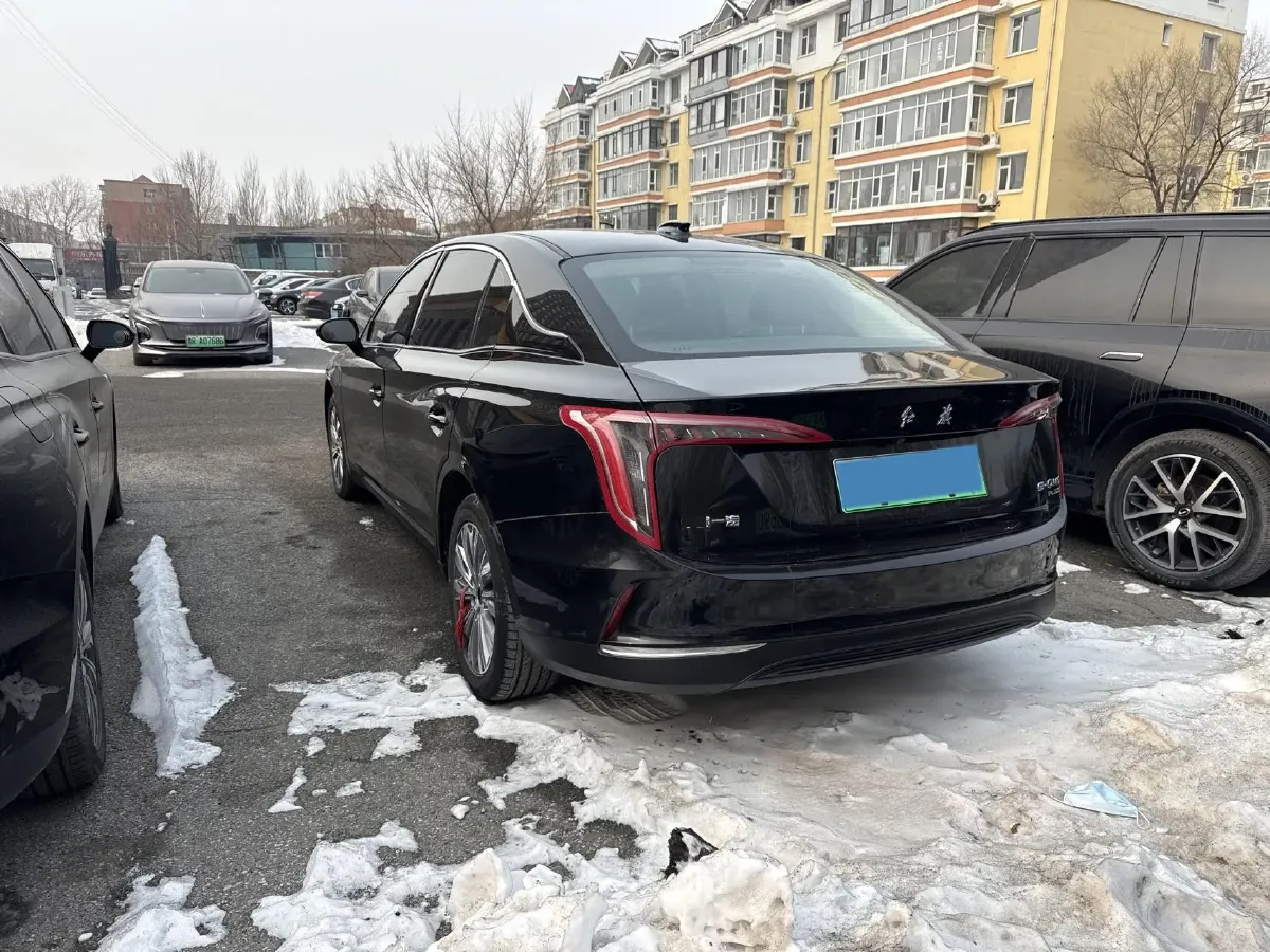 2024 HongQi E-QM5 BEV 72KWH,autocango,china used car exporter,china ev exporter,chinese used car exporter,chinese used ev exporter