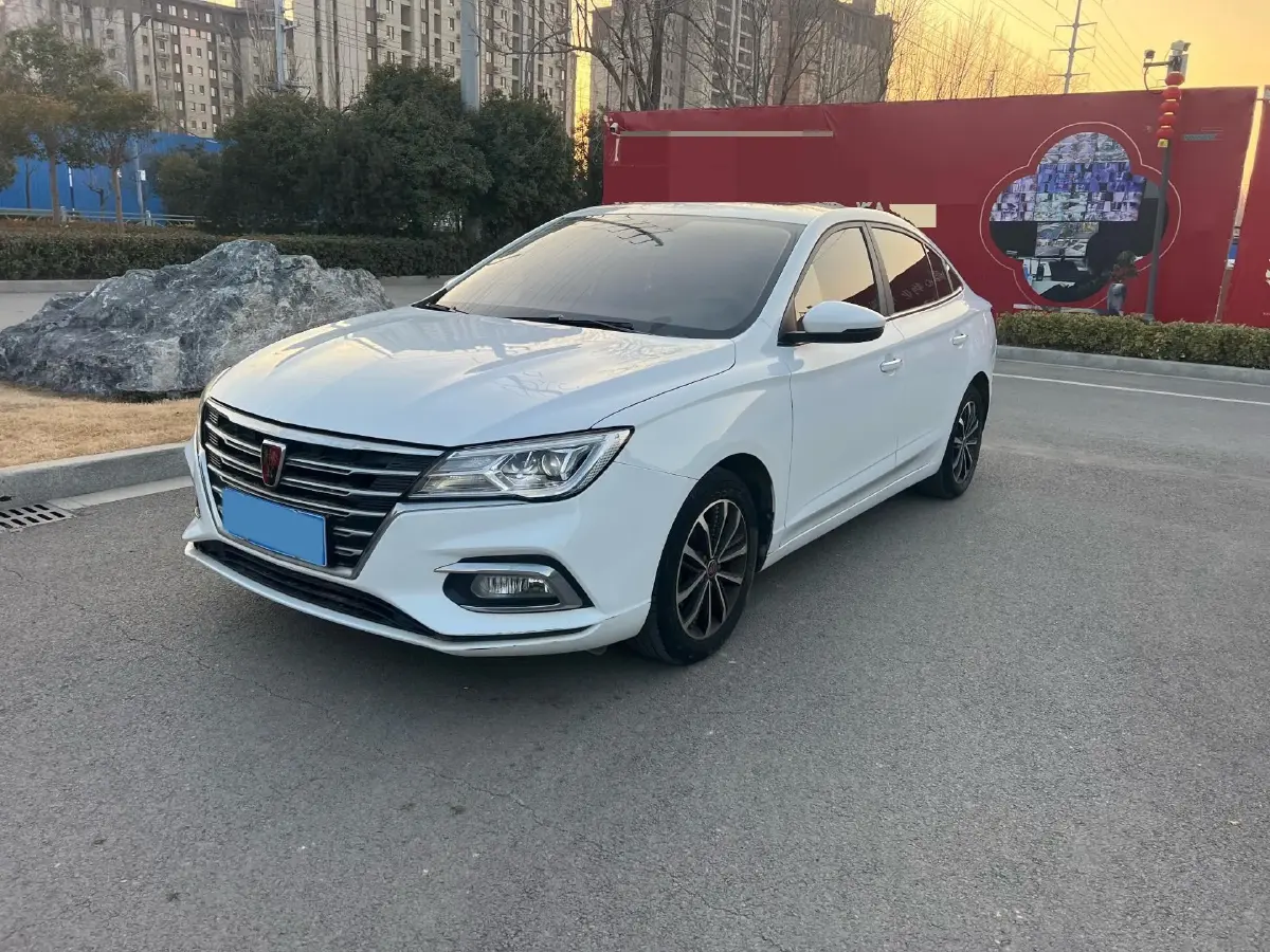 2021 Roewe i5 1.5L 120HP L4 5MT
