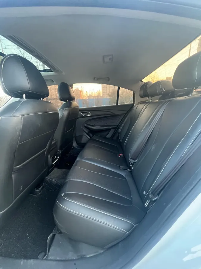 2021 Roewe i5 1.5L 120HP L4 5MT,autocango,china used car exporter,china ev exporter,chinese used car exporter,chinese used ev exporter