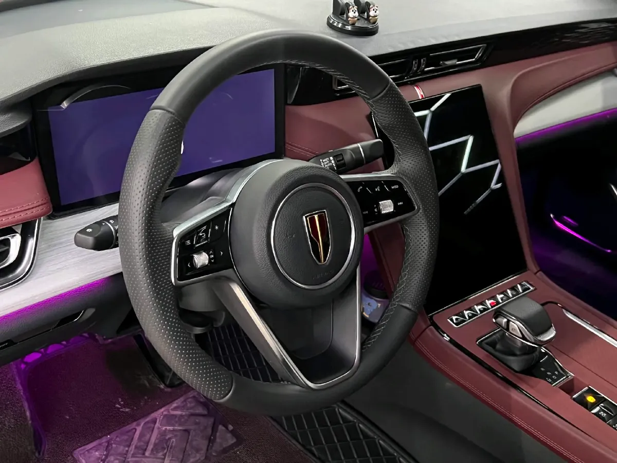 2025 HongQi H5 1.5T 169HP L4 1DHT Hybrid,autocango,china used car exporter,china ev exporter,chinese used car exporter,chinese used ev exporter