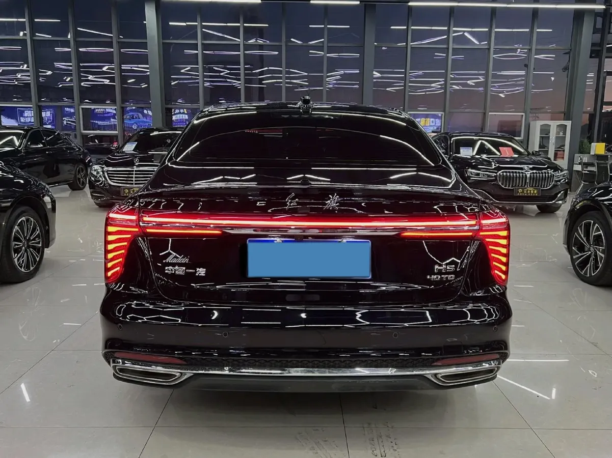 2025 HongQi H5 1.5T 169HP L4 1DHT Hybrid,autocango,china used car exporter,china ev exporter,chinese used car exporter,chinese used ev exporter