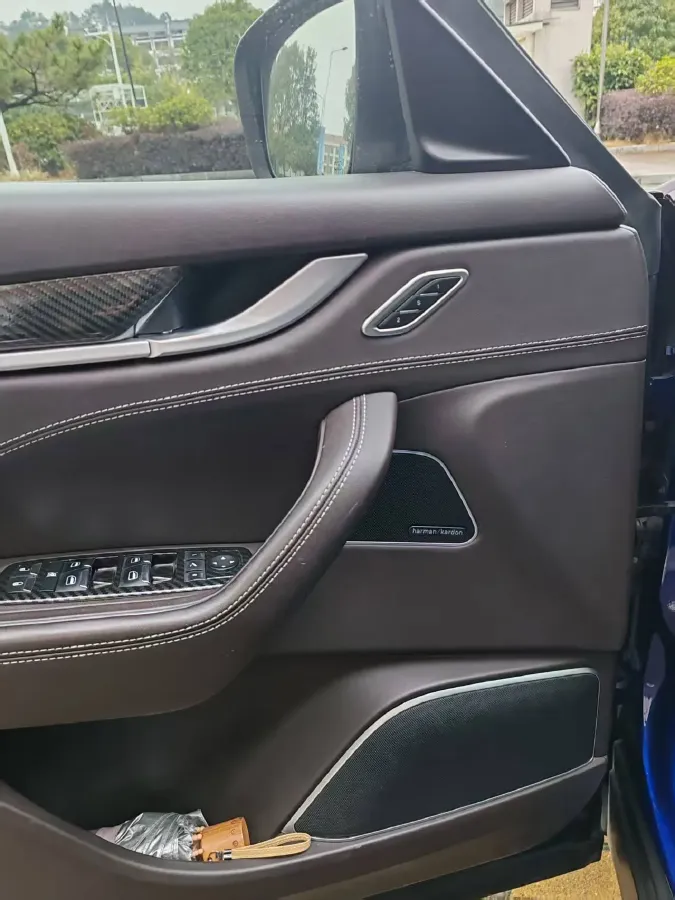 2018 Maserati Levante 3.0T 350HP V6 8AT,autocango,china used car exporter,china ev exporter,chinese used car exporter,chinese used ev exporter