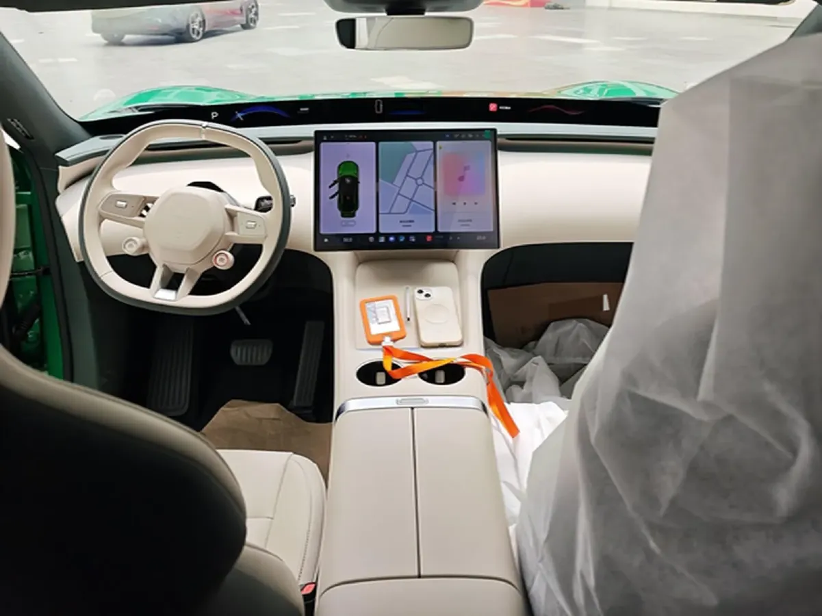 2025 MI YU7 BEV 96.3KWH,autocango,china used car exporter,china ev exporter,chinese used car exporter,chinese used ev exporter