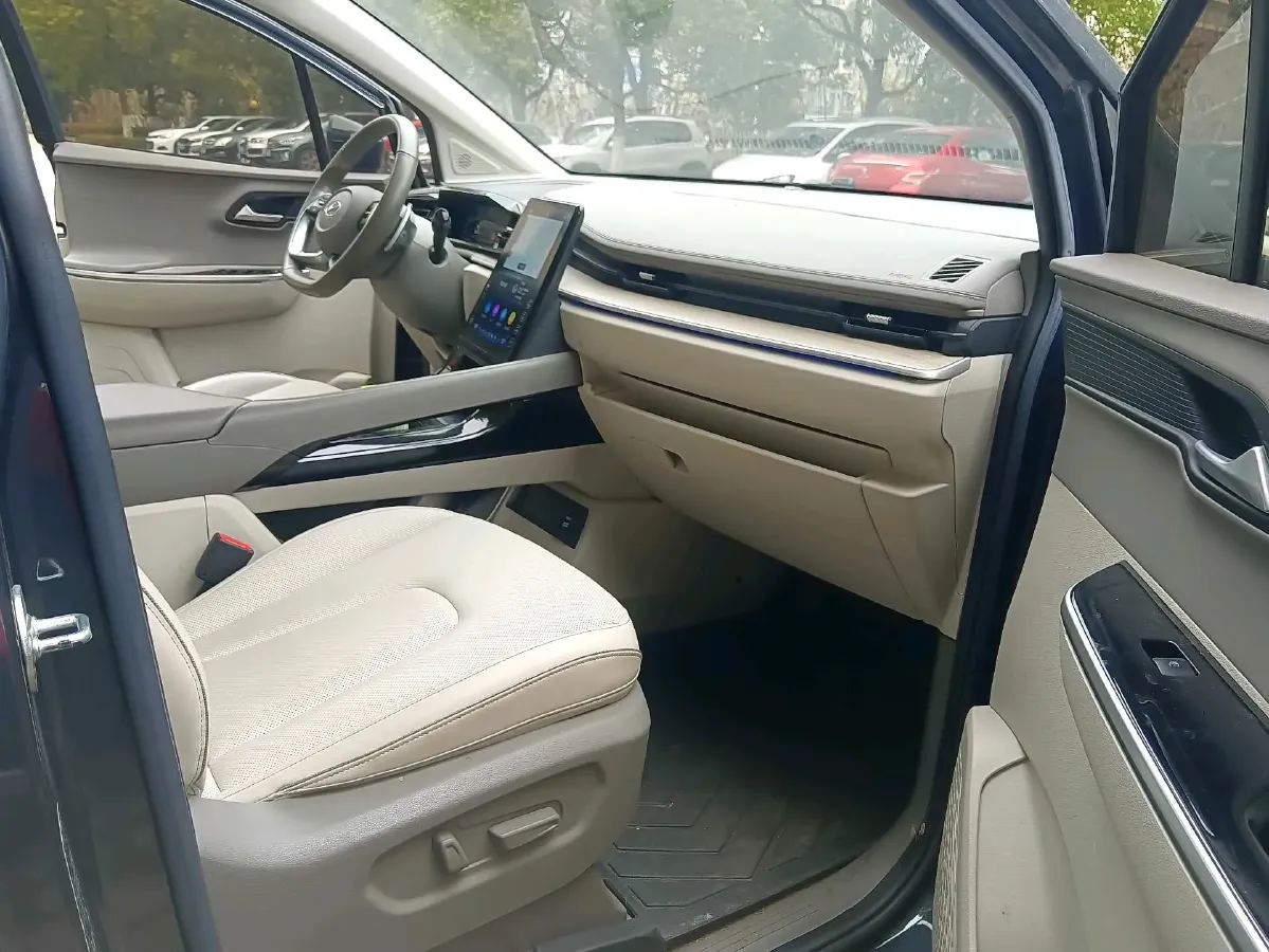 2021 Hyundai Custo 2.0T 236HP L4 8AT,autocango,china used car exporter,china ev exporter,chinese used car exporter,chinese used ev exporter