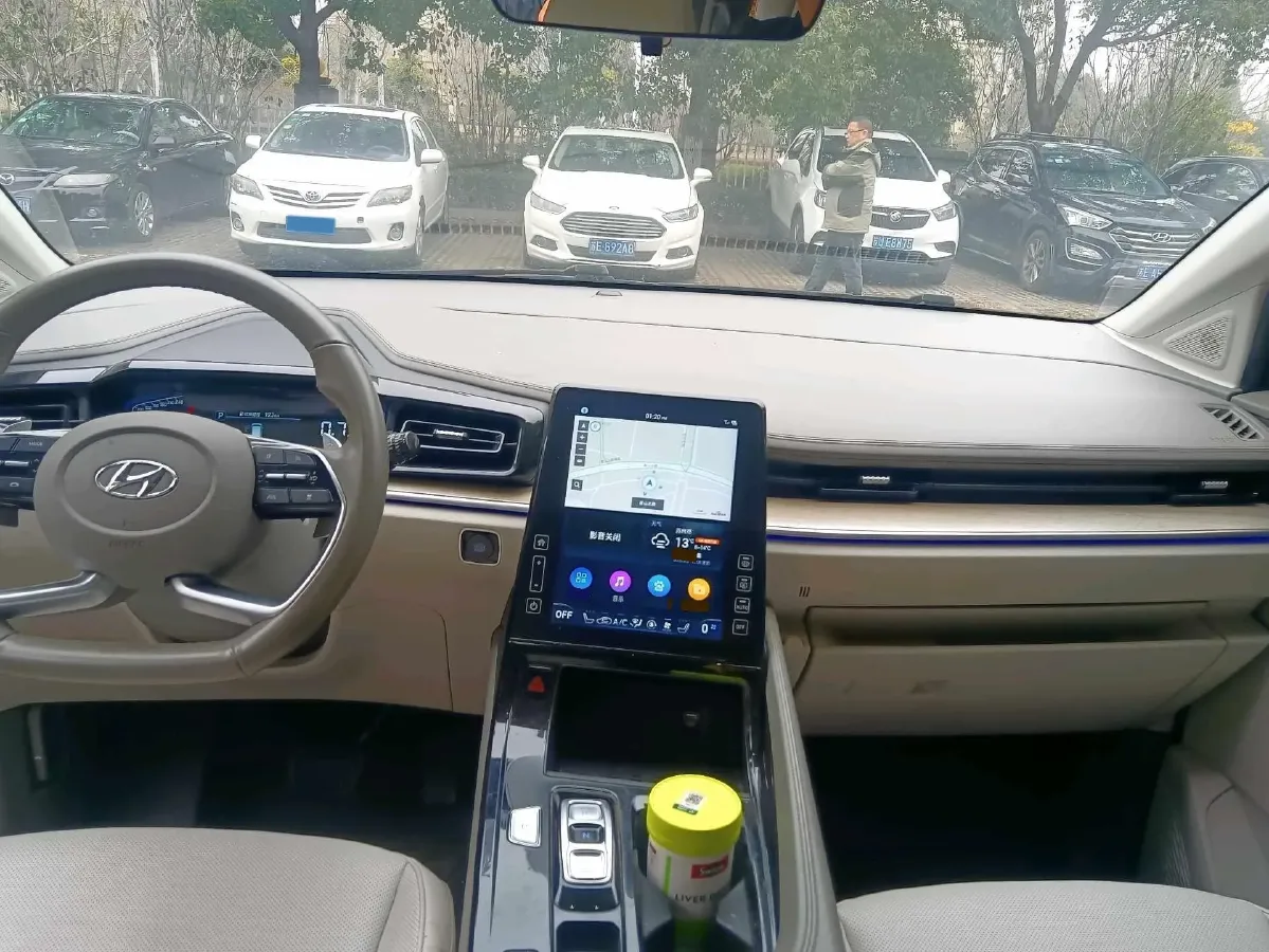 2021 Hyundai Custo 2.0T 236HP L4 8AT,autocango,china used car exporter,china ev exporter,chinese used car exporter,chinese used ev exporter