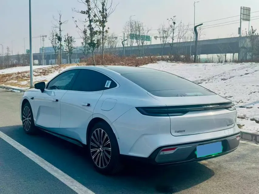 2024 Geely Galaxy E8 BEV 76KWH,autocango,china used car exporter,china ev exporter,chinese used car exporter,chinese used ev exporter