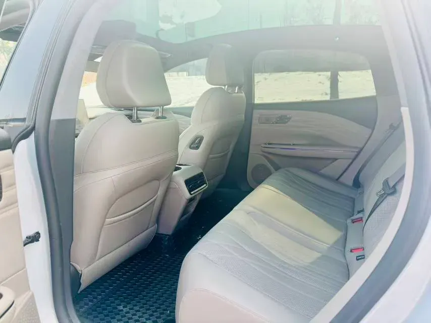 2024 Geely Galaxy E8 BEV 76KWH,autocango,china used car exporter,china ev exporter,chinese used car exporter,chinese used ev exporter