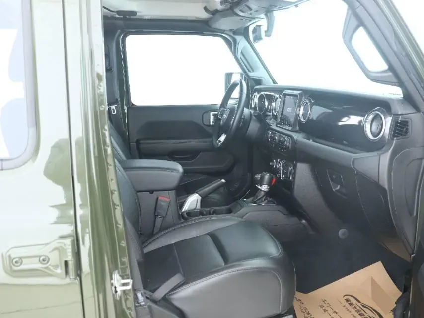 2022 Mercedes-Benz E Class 2.0T 258HP L4 9AT,autocango,china used car exporter,china ev exporter,chinese used car exporter,chinese used ev exporter