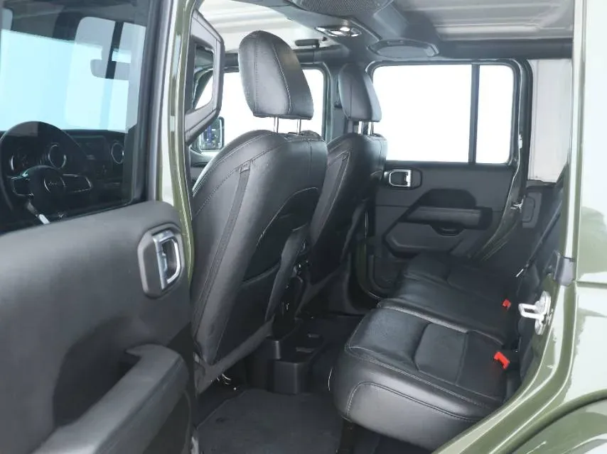 2022 Mercedes-Benz E Class 2.0T 258HP L4 9AT,autocango,china used car exporter,china ev exporter,chinese used car exporter,chinese used ev exporter