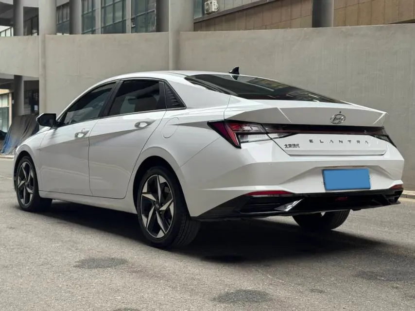 2021 Hyundai Elantra 1.5L 115HP L4 CVT,autocango,china used car exporter,china ev exporter,chinese used car exporter,chinese used ev exporter